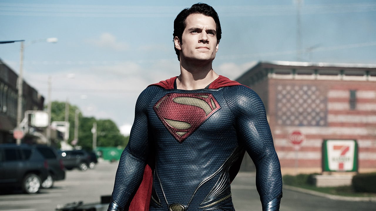 Henry Cavill says he hasn't given up the role of Superman.