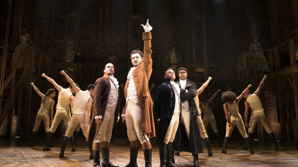 O musical da Broadway, Hamilton, foi lançado na Disney + em 3 de julho, em meio ao bloqueio do COVID