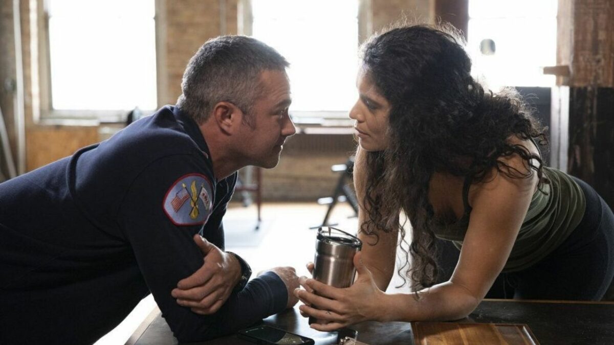 The high-profile romance of Chicago Fire's Taylor Kinney is all the rage