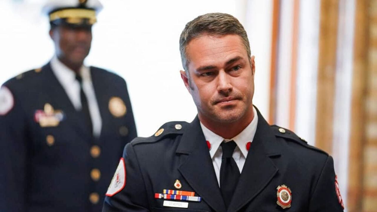 The high-profile romance of Chicago Fire's Taylor Kinney is all the rage