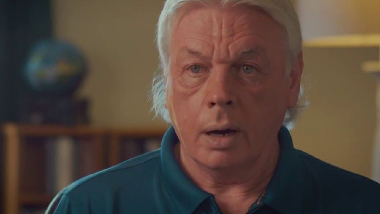 Renegado: La historia de la vida de David Icke. Una revisión