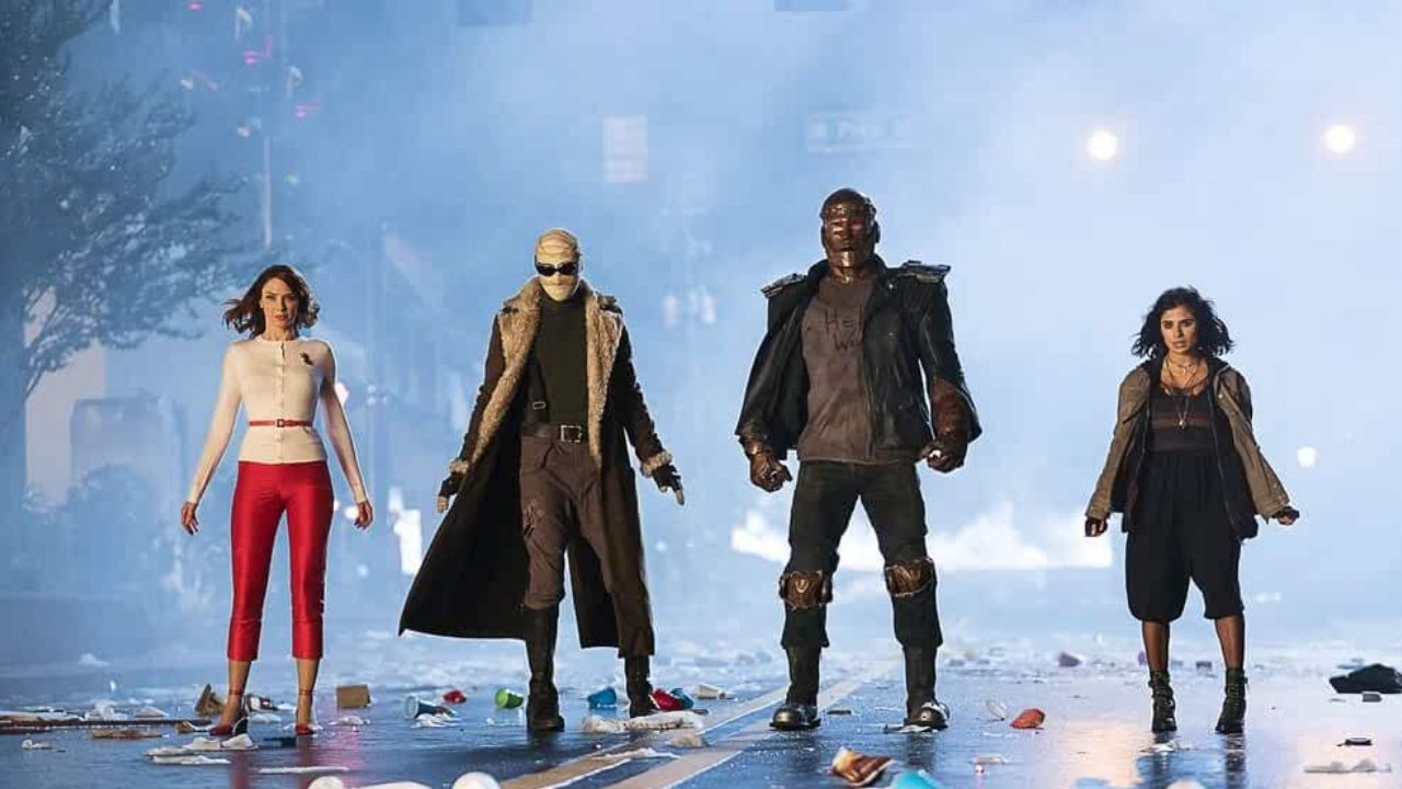 Staffel 3 von Doom Patrol erneuert