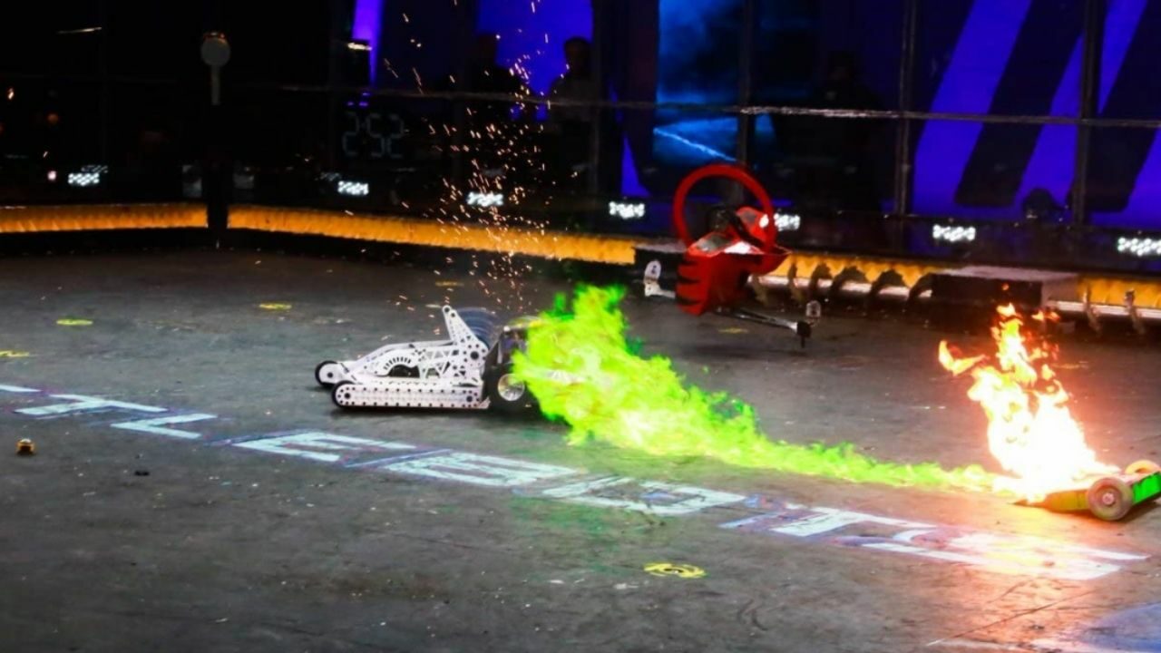 BattleBots kehren mit neuer Staffel auf dem Cover des Discovery Channel zurück