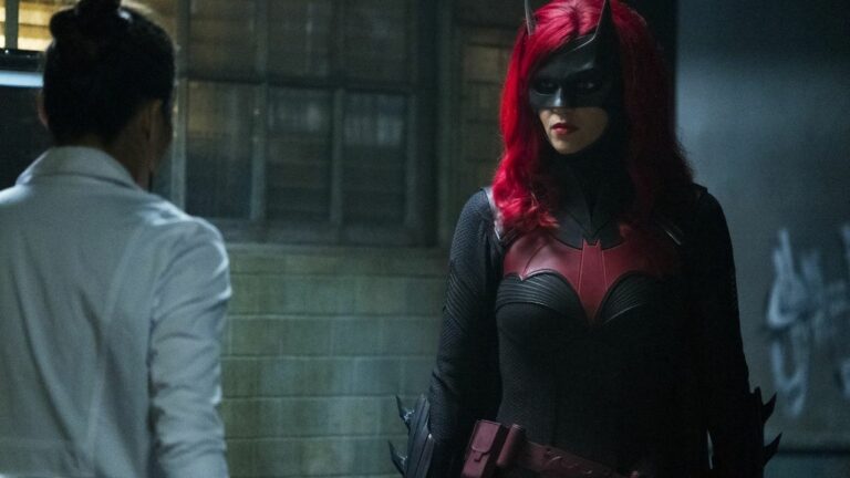 DC Villain Black Mask Introduced in Latest Batwoman Preview