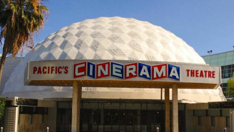 Beamte aus Los Angeles berichten, dass Kinos ab Montag sicher öffnen können