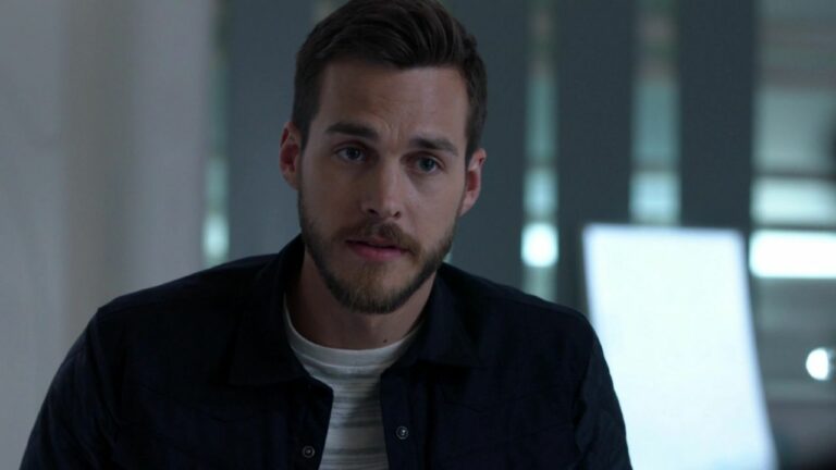 Supergirl Season 6 Showrunners Have No Plans for Mon-El&rsquo;s Return