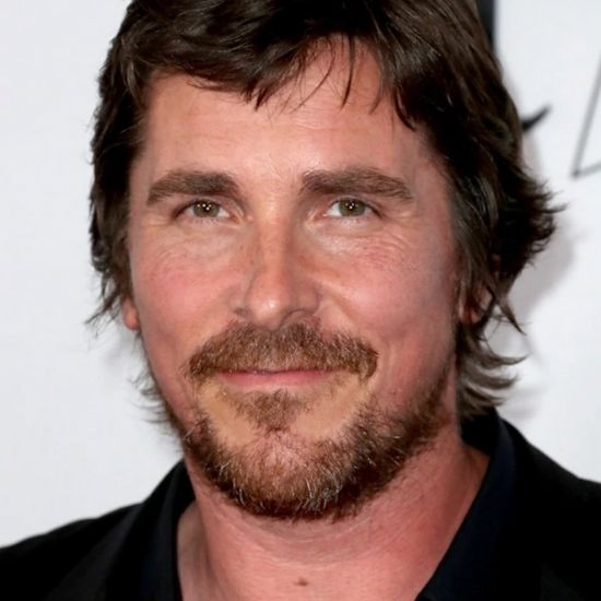Christian Bale wurde für „Thor: Love & Thunder“ mit rasiertem Kopf gesichtet