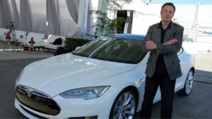 Elon Musk wird im Mai „Saturday Night Live“ moderieren