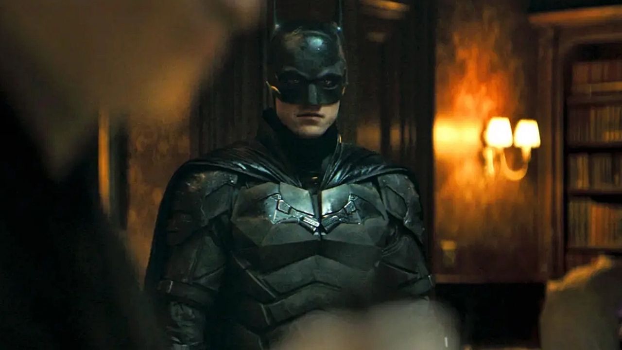 ‘The Batman’ Solo Movie Set on DC’s Earth-2: Reports cover
