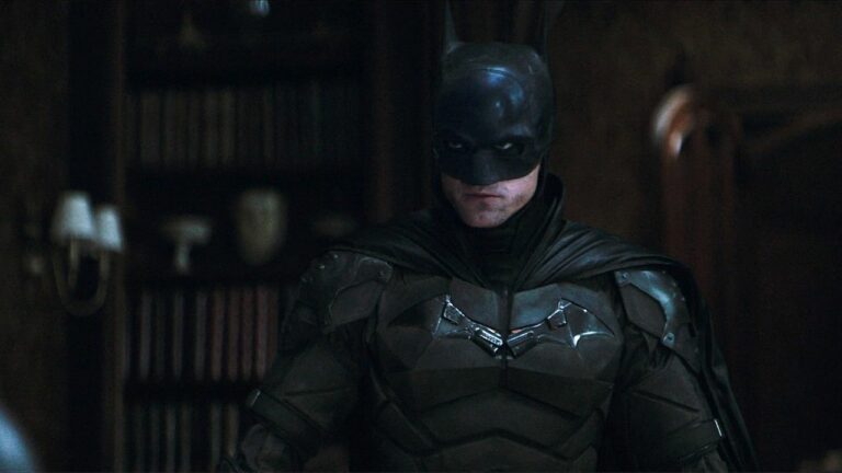 Robert Pattinson’s Hidden Batsuit Details Revealed in New Statue
