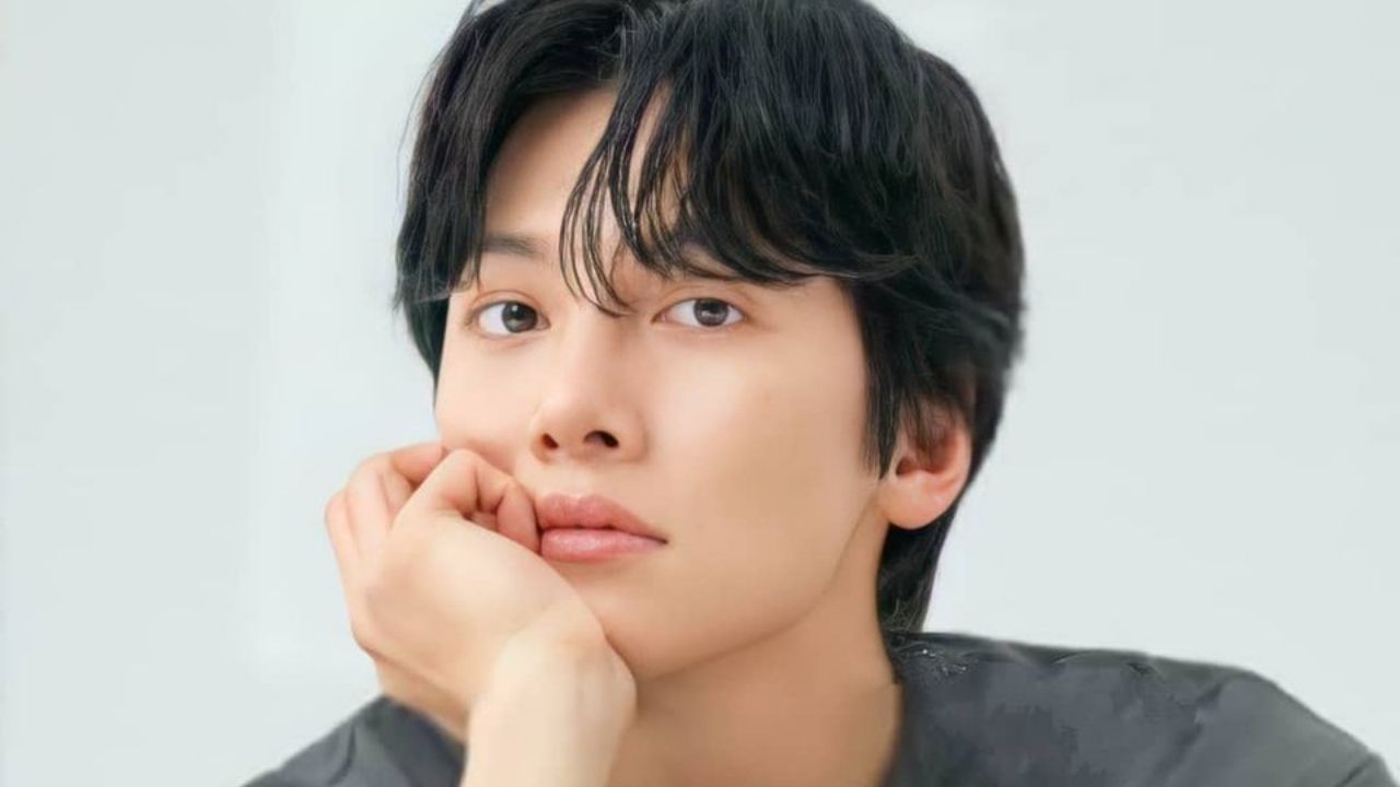 Ji Chang-wook in Talks for ‘Tell Me Your Wish’ cover