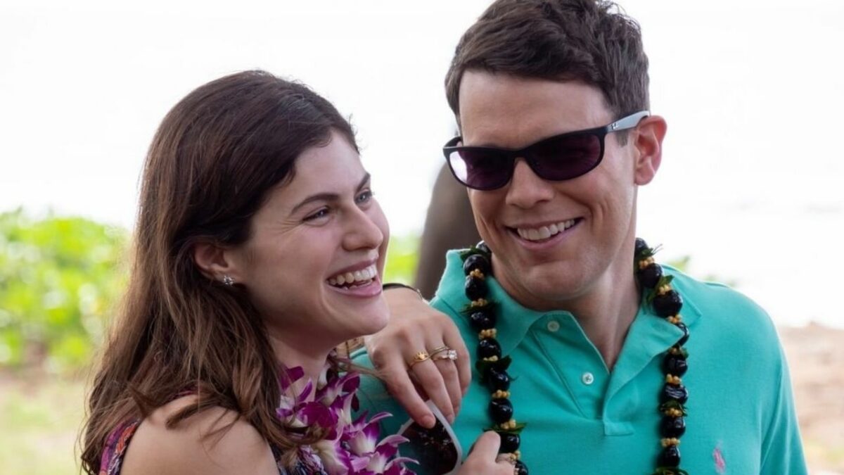 The White Lotus Parents Guide: Is It Safe For Teens