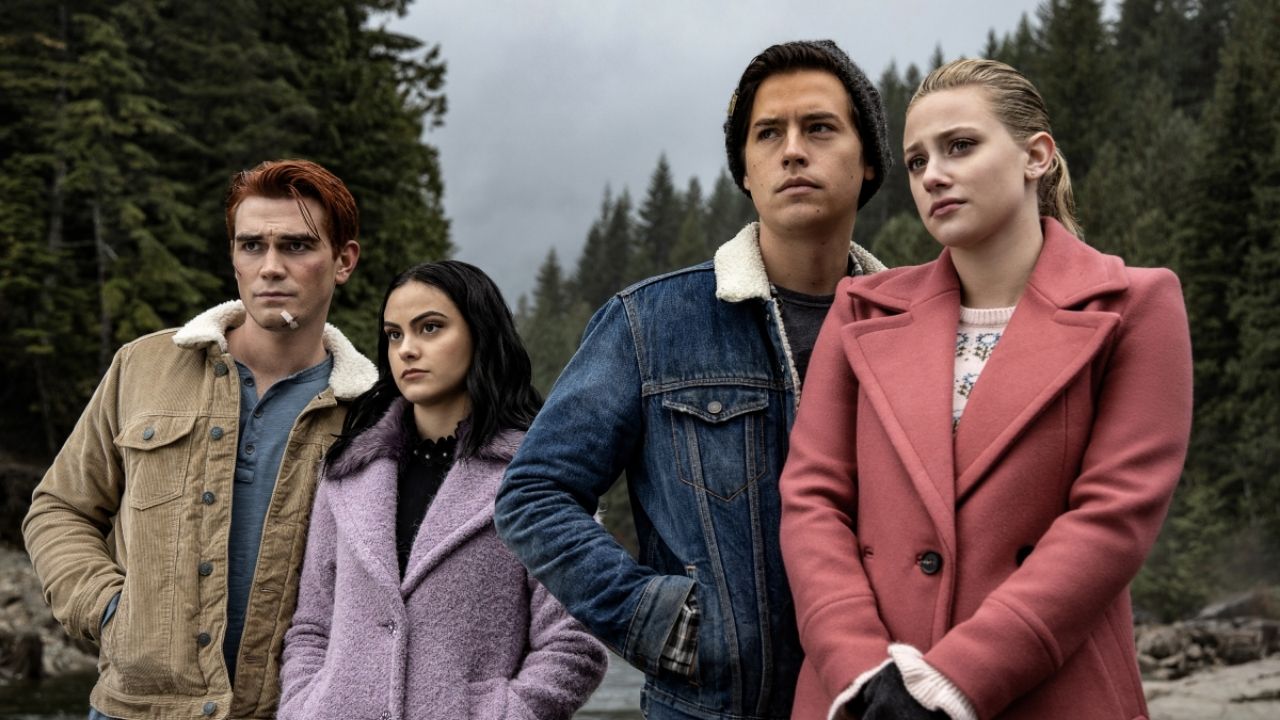 Riverdale S6 Starts Production With Showrunner Teasing New Plots cover