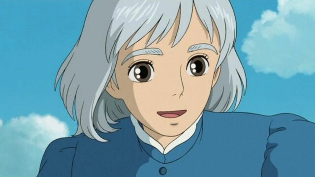 Warum hat sich Sophie in Howls Moving Castle in eine alte Dame verwandelt?