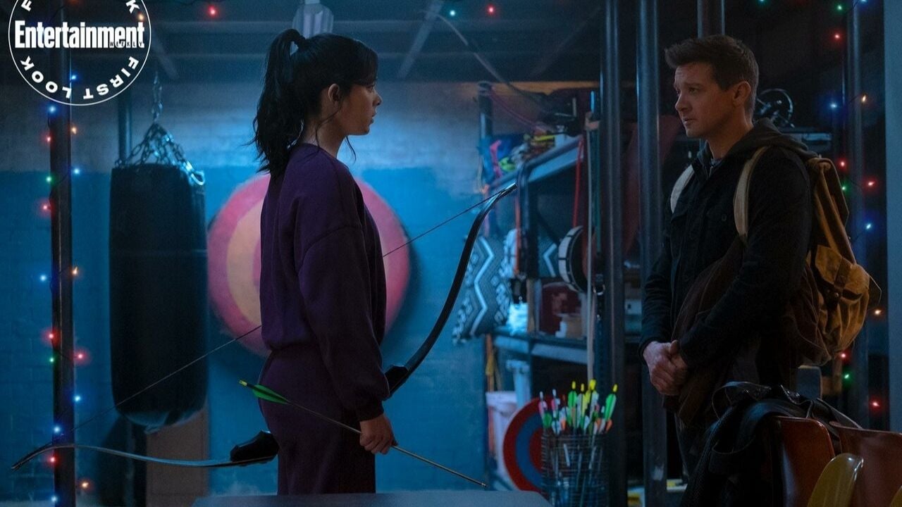 Hawkeye to Be Six Episodes Long and Packed with “Christmas Spirit” cover