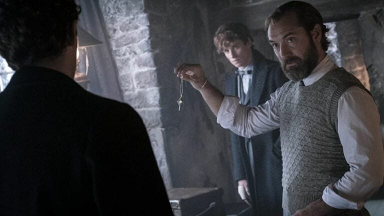Jude Law Reveals Fantastic Beasts 3 Second Trailer Date in New Video
