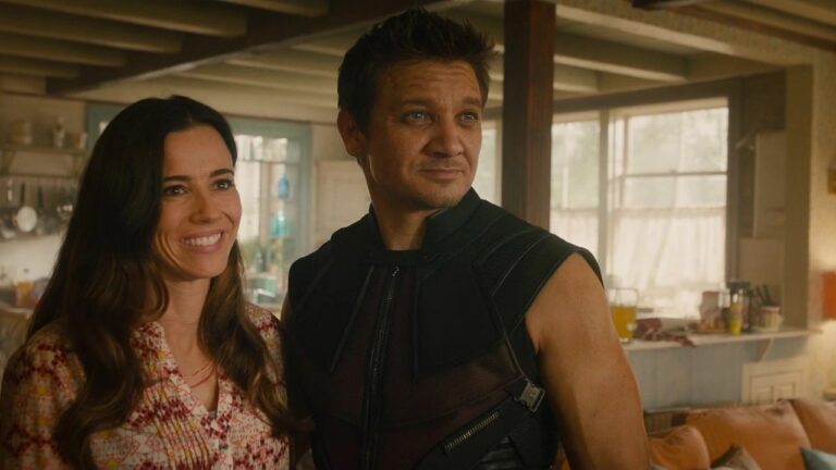 The Mystery of the Rolex Watch in Hawkeye Resolved! 