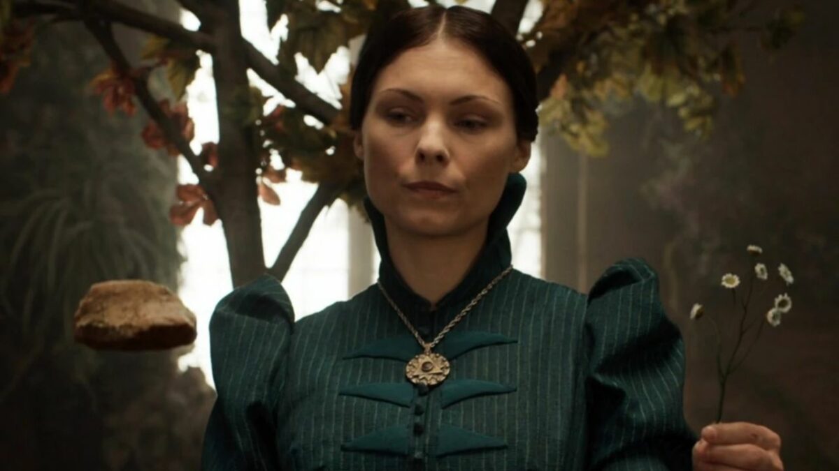 New Witcher Season 2 Images Confirm Tissaia Is Alive