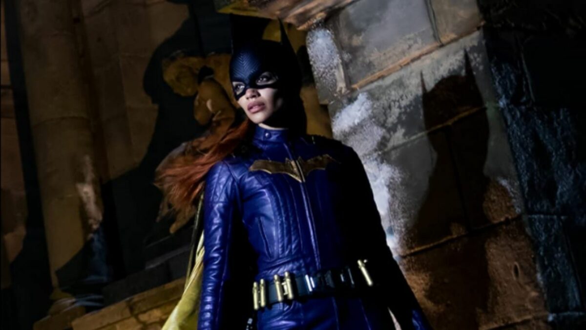 Leslie Grace Caught in a Bloody Fight In New Batgirl Set Photos