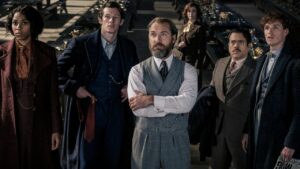 Jude Law Reveals Fantastic Beasts 3 Second Trailer Date in New Video