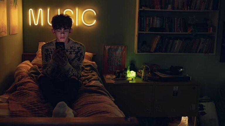 Netflix revela teaser oficial do romance gay YA “Heartstopper”