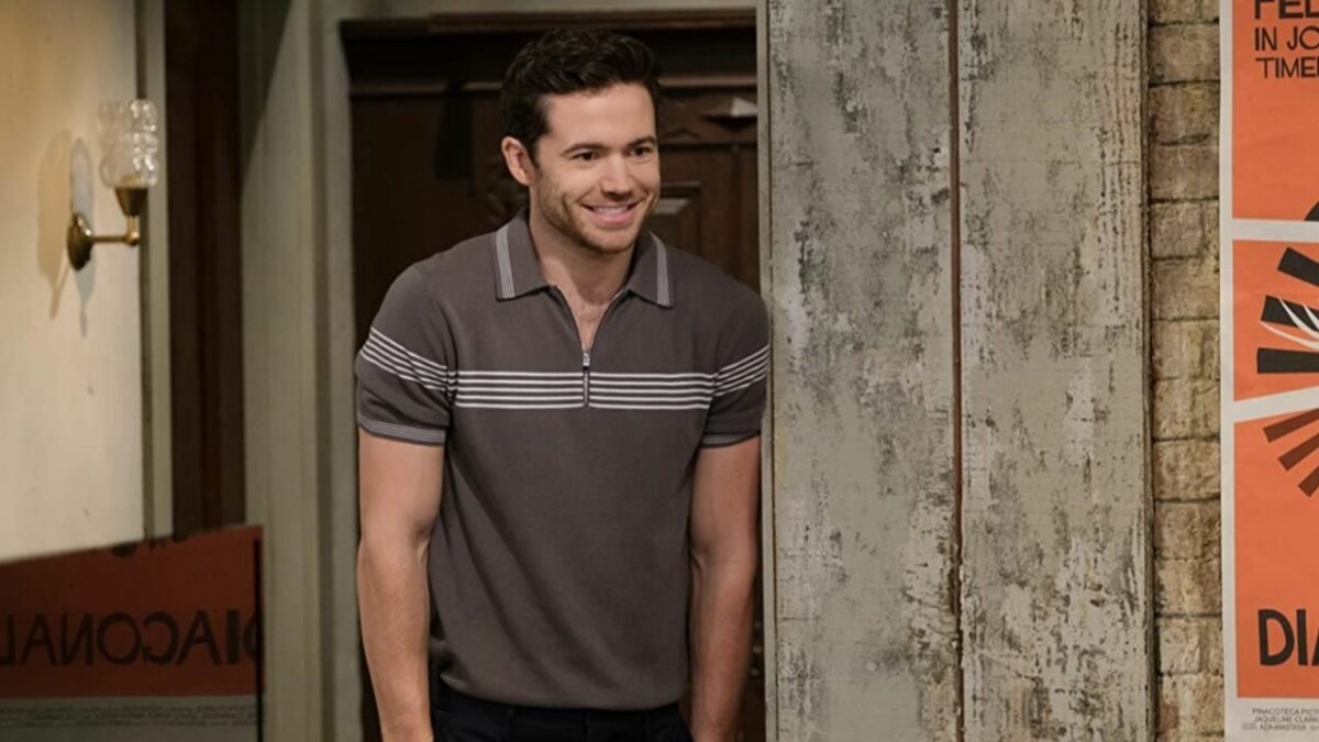 Is Charlie returning to the UK in HIMYF?