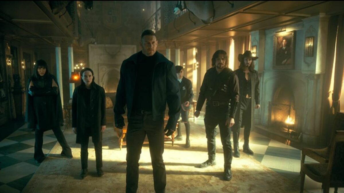 Elliot Page’s Character Comes out as Trans in Umbrella Academy S3