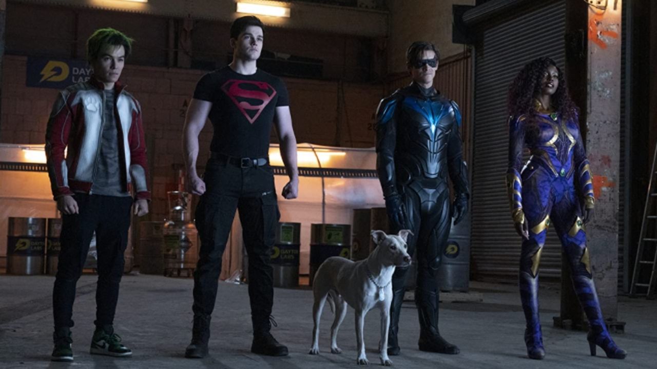 Beast Boy to Finally Get an Official Suit in Titans S4 cover