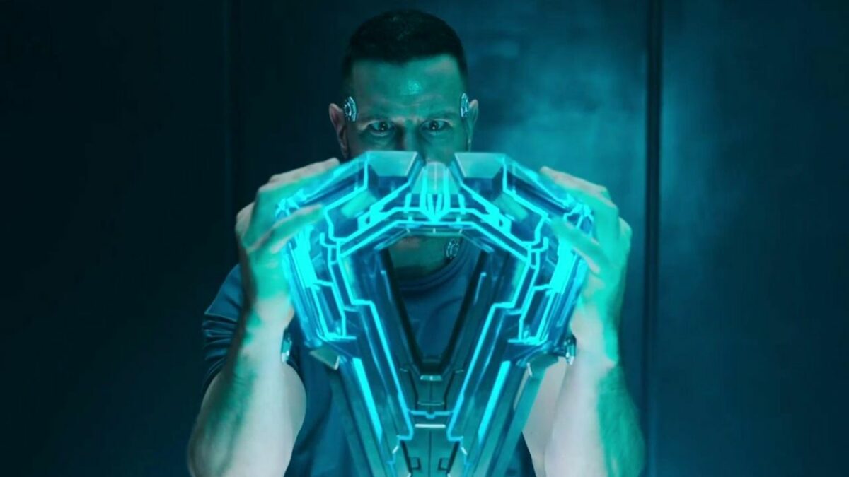 Master Chief and Dr. Halsey Get Closer to the Halo Array in Episode 4