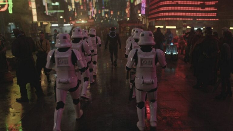 Lucasfilm President Addresses Rey's Connection with Kenobi 