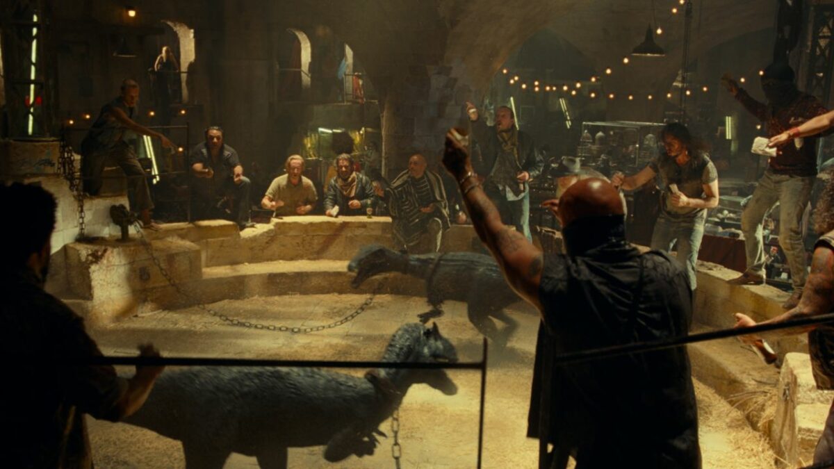 How did Blue the Velociraptor reproduce? Does she die?