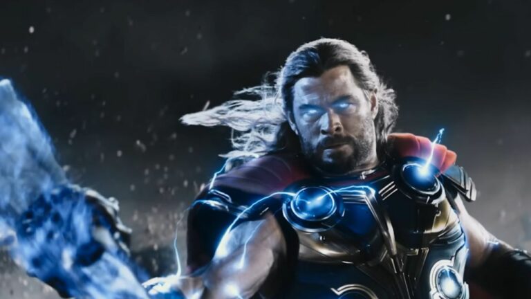 So kehrte Mjolnir in „Love and Thunder“ zu Thor Odinson zurück