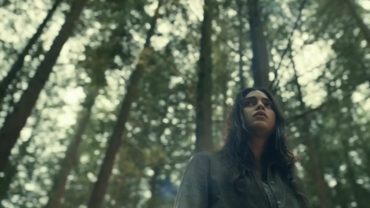 Keep Breathing Trailer: Melissa Barrera Must Survive on a Stranded Island