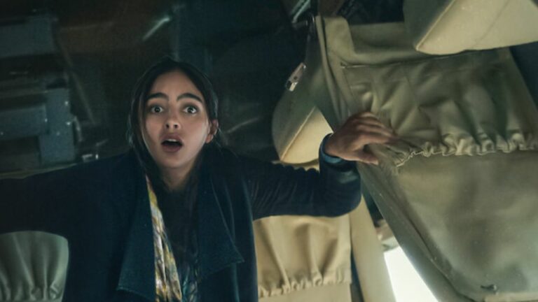 Keep Breathing Trailer: Melissa Barrera Must Survive on a Stranded Island