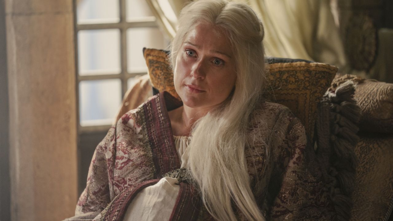 Mirroring GOT, House of the Dragon Begins with an Arryn Death cover