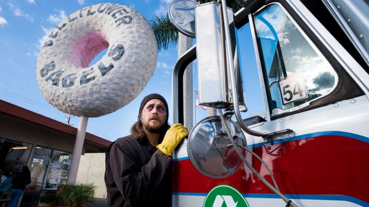 Is Animal Kingdom renewed for Season 7? Is Season 6 the last one? cover