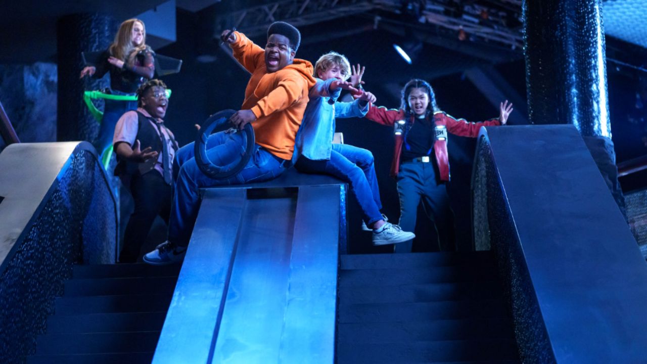 Secret Headquarters Ending: A Rad Father-Son Alliance Saves the Day!  cover