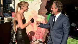 She: Hulk Premiere Questions the Idea of a Superhero and Criticizes Patriarchy