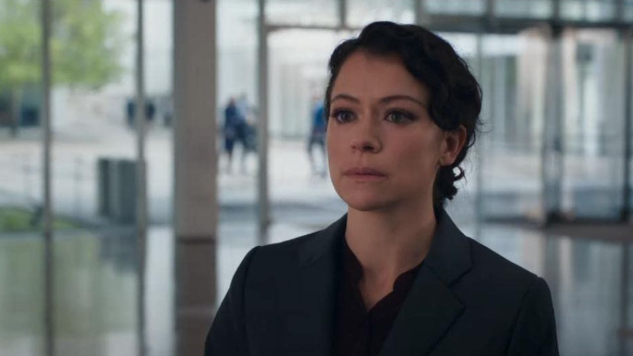 She-Hulk Star Discusses Daredevil’s Role After Surprise Trailer Cameo cover