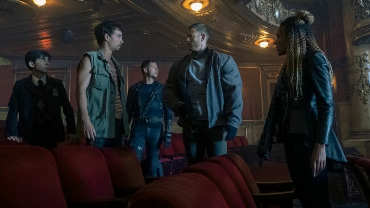 The Umbrella Academy has No Cell Phones and Here’s Why