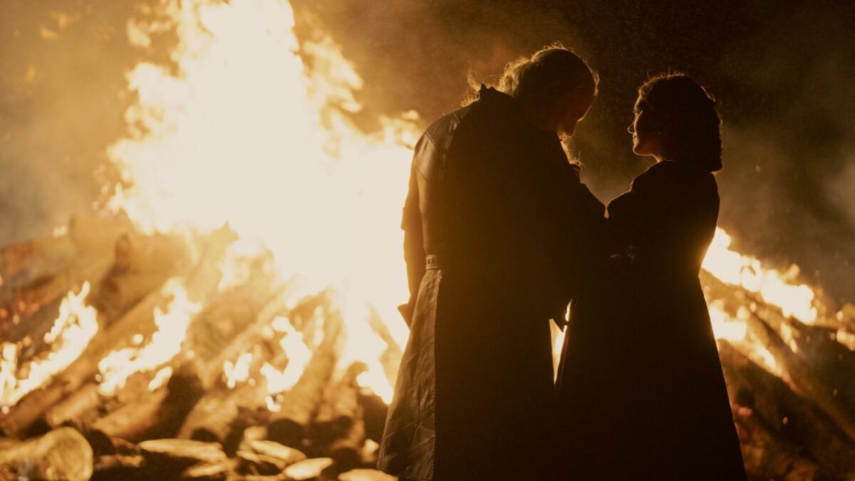 Do the cuts on Viserys by the Iron Throne have a deeper significance?