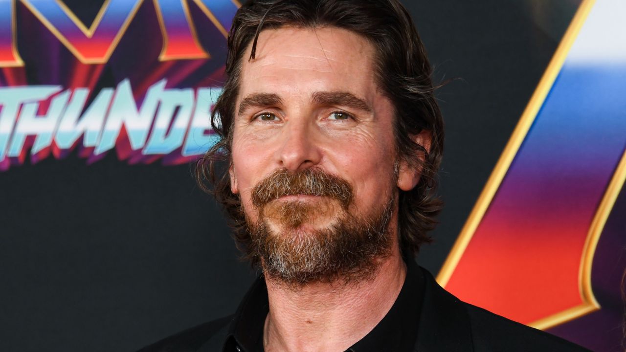 Christian Bale afirma que ficaria mais do que satisfeito com a aposentadoria. cobrir