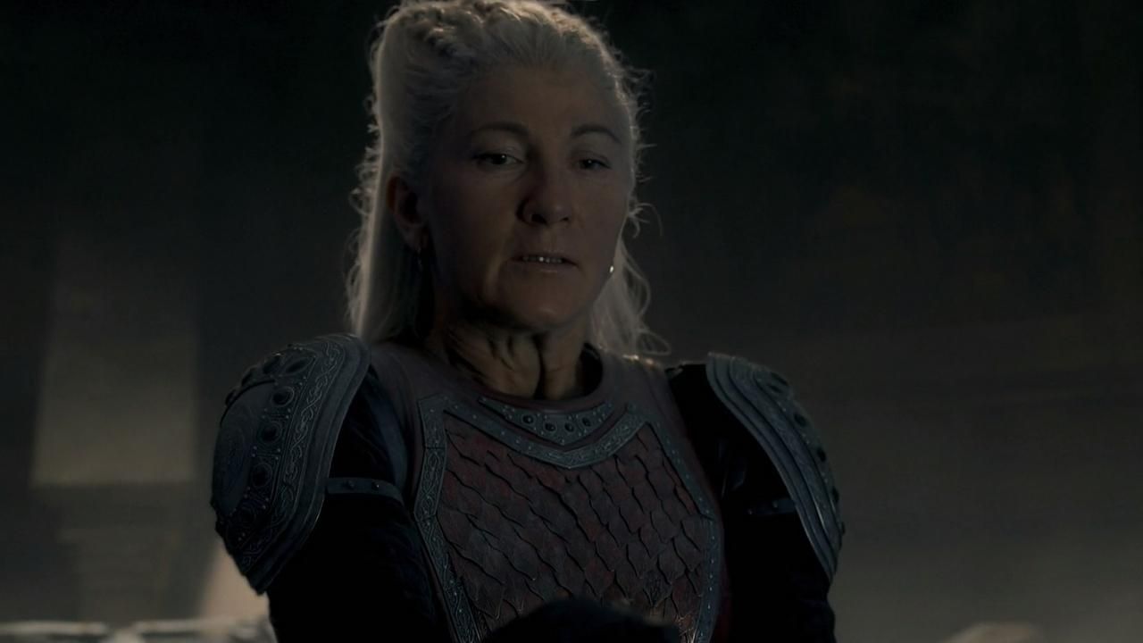 House of the Dragon E9 Ending Explained: Rhaenys Upstages Aegon cover
