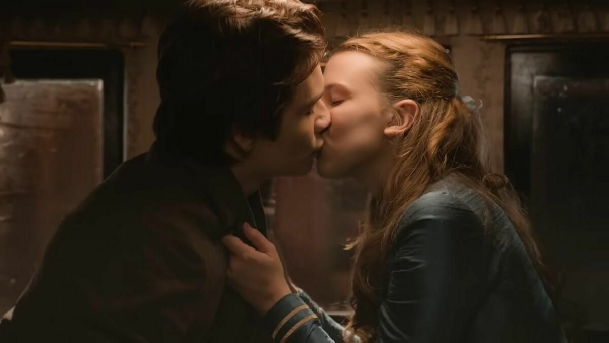 Millie Bobby Brown's Enola Holmes 2 Kiss Story Starts Controversy