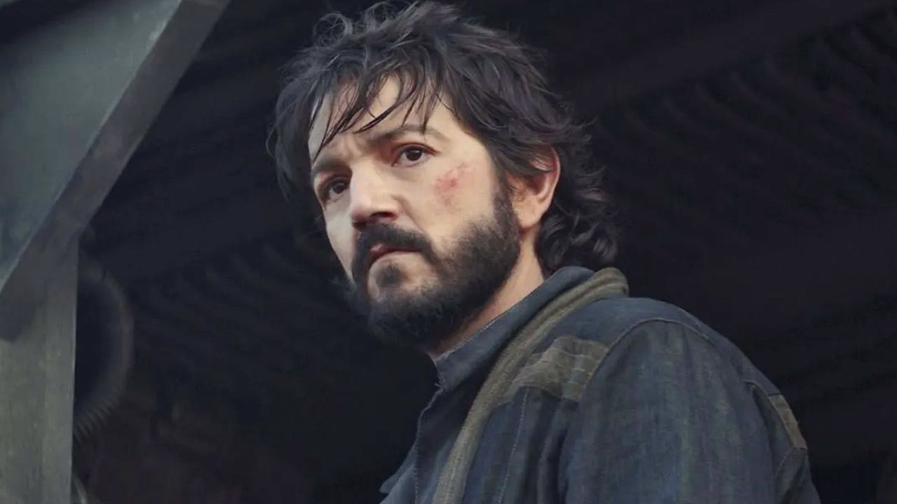 Diego Luna’s Andor Will Go Through Major Transformations in S2  cover