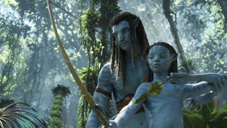 Cameron Reveals Best Time for a Bathroom Break During Avatar 2