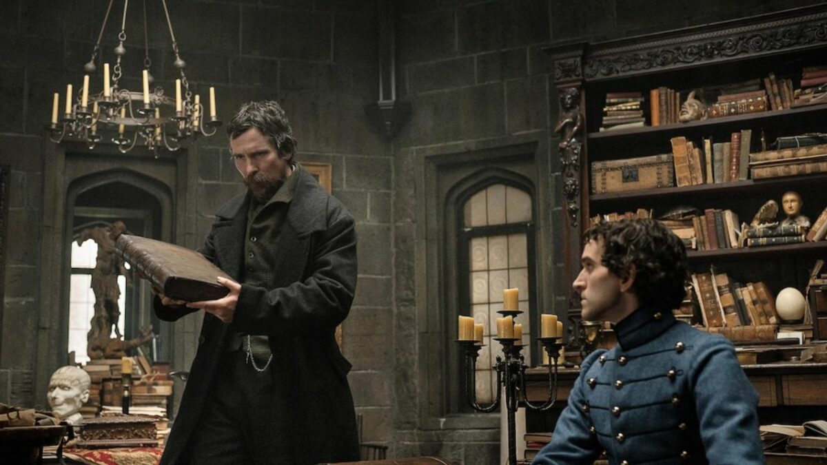 Does Augustus Landor die at the end of The Pale Blue Eye?