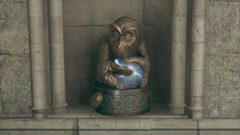 Demiguise Moon Statues - Hogwarts Legacy