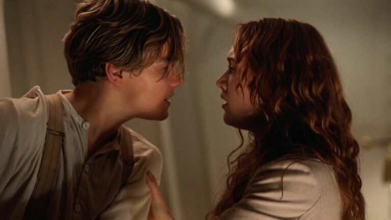 Avatar 2 Overtakes Titanic & Steals Third Spot on All-Time Top 10