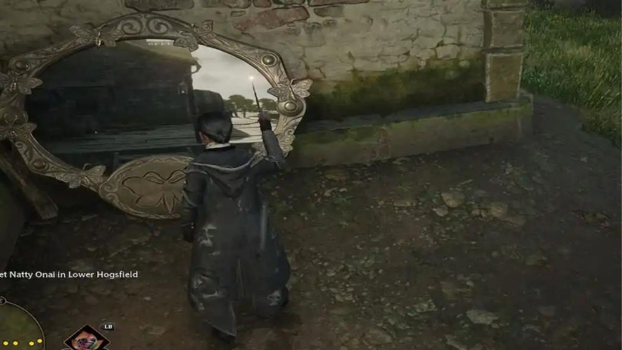 Hogwarts Legacy Moth Mirror Locations in Hogsmeade